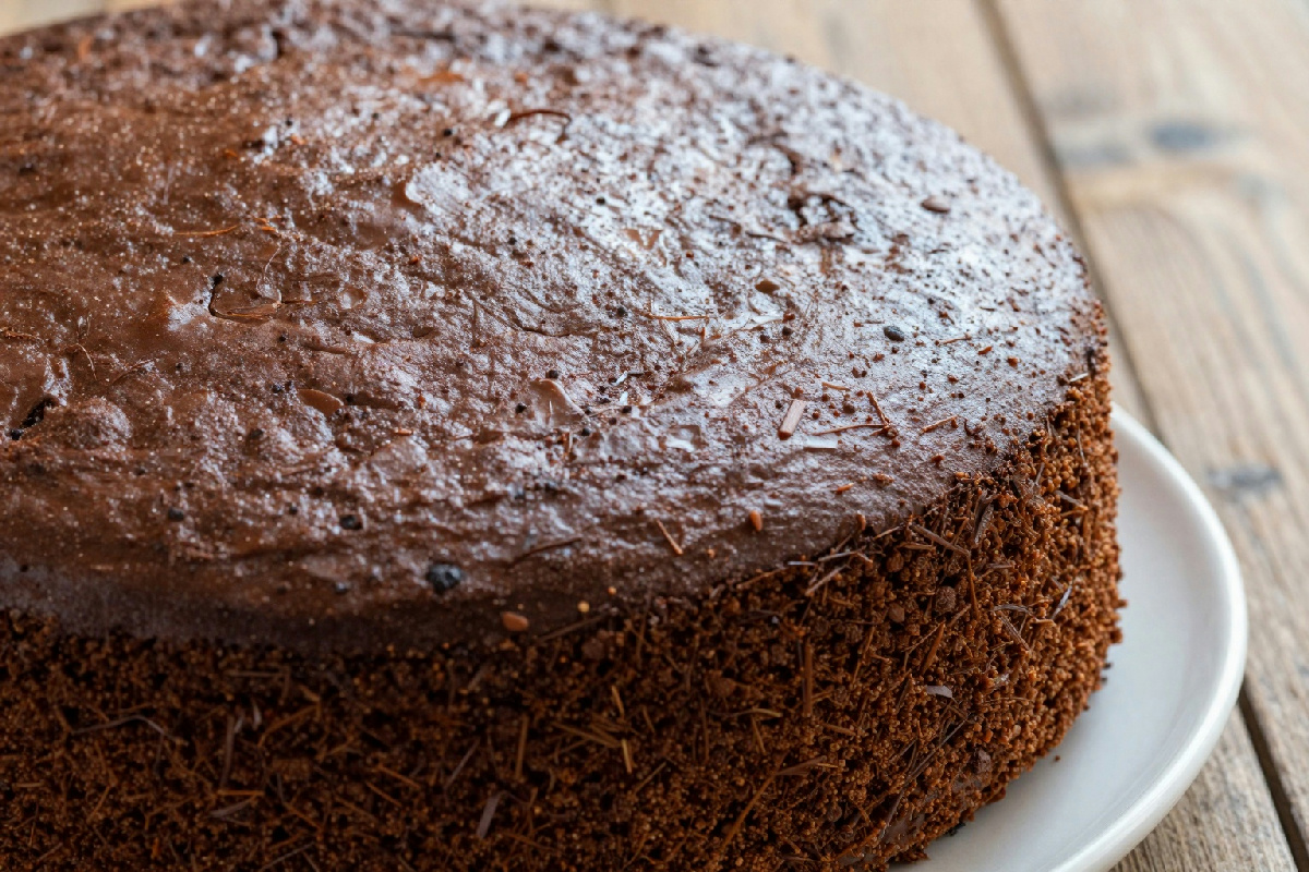 Torta al cioccolato facile: senza montare, senza burro, senza uova, adatta anche ai bambini